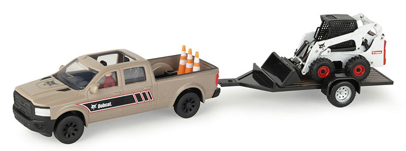 Ertl 16505 1/32 Scale Bobcat Skid Steer Playset