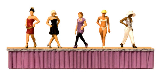 Preiser 10621 HO Scale Fashion Models on Catwalk 5 Figures