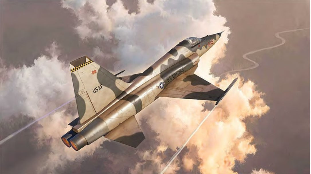 Italeri 2827 1/48 F5E Tiger II Jet Fighter