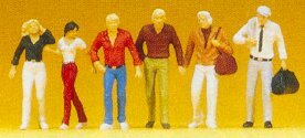 Preiser 74001 1/100 Scale People Walking