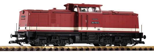 Piko 37568 G Scale DR BR110 Diesel Loco, Wine Red