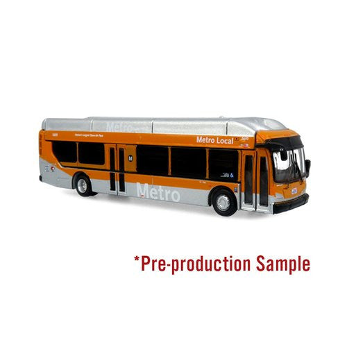 Iconic Replicas 1600574 N Scale New Flyer Xcelsior Charge XN40 Transit Bus - Ass