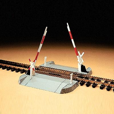 LGB 50650 G Scale Crossing Gates -- 9-7/8 x 12-1/4" 250 x 310mm