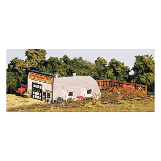 Monroe Models 9204 N Scale Jurgens Junk Yard - Kit -- 3-1/2 x 2-1/2 x 1-3/4" 8.9 x 6.3 x 4.4cm