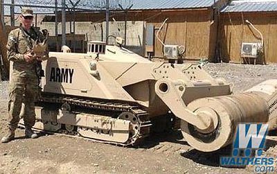 Trident Miniatures 87195 HO Scale Kit -- M160 Tracked Robotic Mine Roller Auger