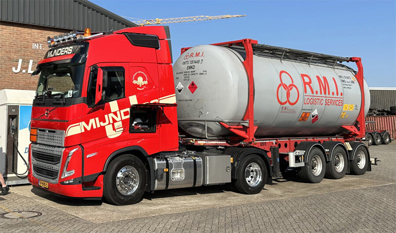 WSI 01-4089 1/50 Scale J.L. Mijnders - Volvo FH5 Globetrotter 4x2