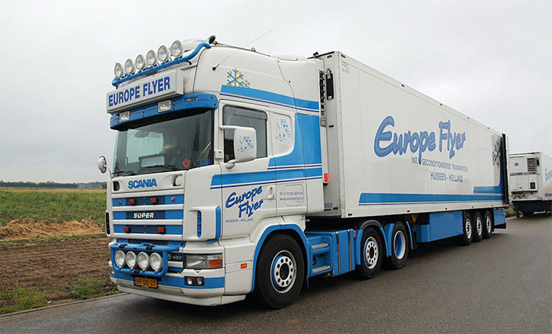 WSI 01-4229 1/50 Scale Europe Flyer - Scania R4 Topline 6x2 Twin