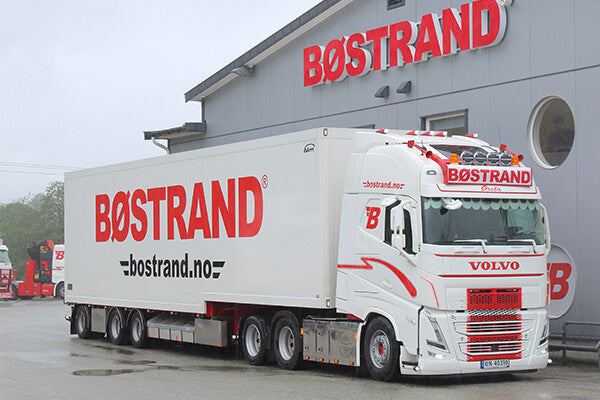 WSI 01-4267 1/50 Scale Bostrand - Volvo FH5 Globetrotter XL 6X2 Tag