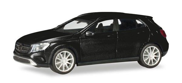 Herpa 038317BK 1/87 Scale Mercedes-Benz GLA-Class