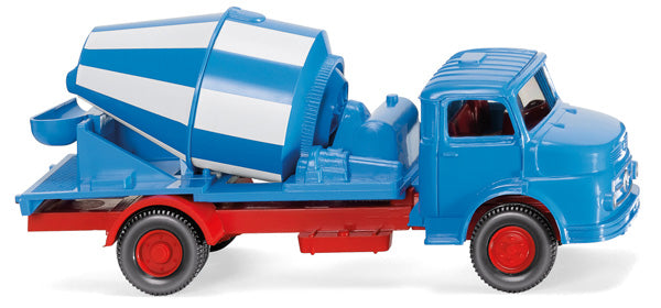 Wiking 053202 1/87 Scale Mercedes-Benz Short Nose Concrete Mixer