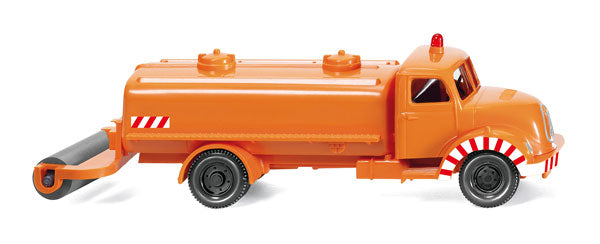 Wiking 064001 1/87 Scale Municipal Services - 1957 Magirus Sirius Street Sprinkler