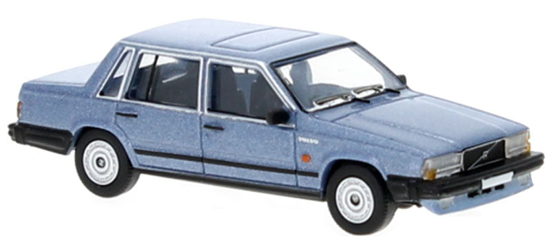 Pcx87 0661 1/87 Scale 1984 Volvo 740