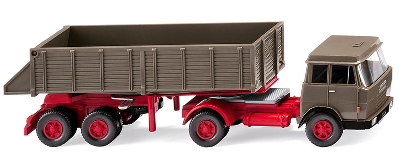 Wiking 067710 1/87 Scale Hanomag Henschel Rear Dump Truck