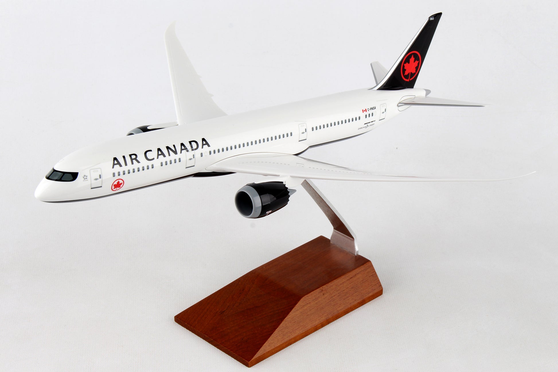 Skymarks SKR5121 Skymarks Air Canada 787-9 1/200 W/Wood Stand