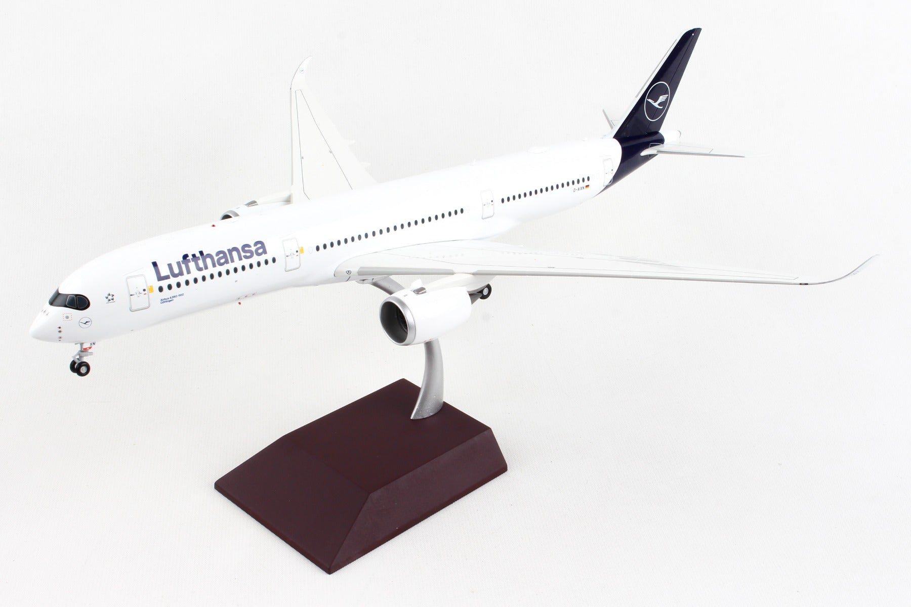 Gemini Jets 1/200 G2DLH743 Gemini200 Lufthansa A350-900 1/200 Reg#D-Aixn New Livery **