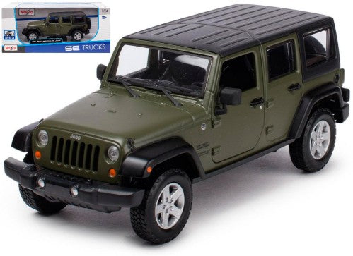 Maisto 31268GRN 1/24 2015 Jeep Wrangler Unlimited (Green)