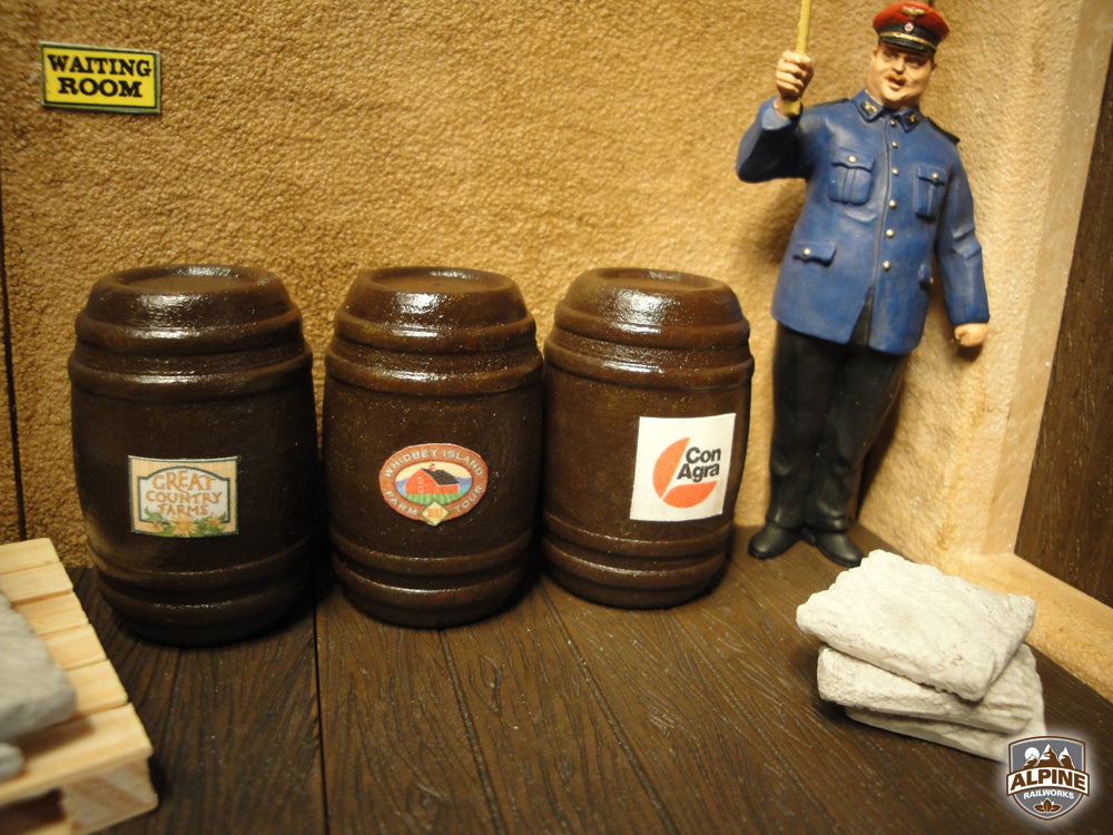 Alpine Railworks 1014B G Scale General Store Barrels With Labels B (3)