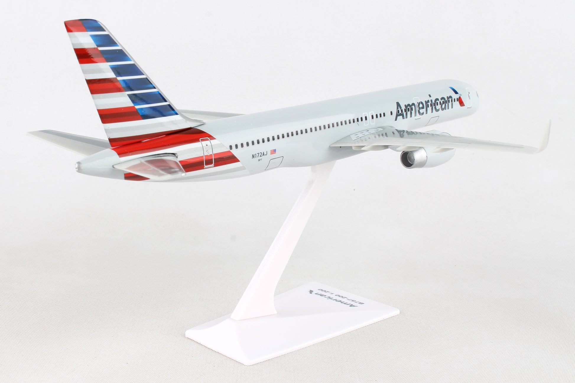 Flight Miniatures LP1829N 757-200 American 1/200 New Livery