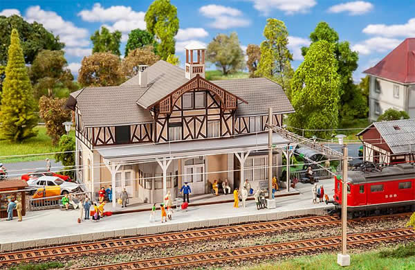 Faller 110139 HO Scale Beinwil Station -- Laser-Cut Kit - 8-13/16 x 5-7/8 x 6-7/16" 22.4 _ 15 _ 16.3cm