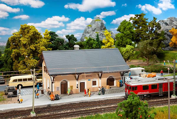 Faller 110144 HO Scale Ardez Station -- Kit - 15-3/4 x 5-13/16 x 4-1/2" 40 x 14.8 x 11.5cm