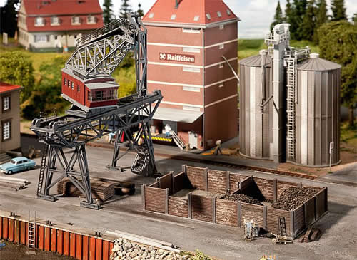 Faller 120163 HO Scale Gantry Crane - Kit -- 5-5/8 x 3-1/2 x 9-7/8" 14.4 x 9 x 25cm