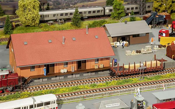 Faller 120265 HO Scale Freight Station w/Loading Ramp -- Kit - 12-3/8 x 6-5/16 x 4-3/4" 31.5 x 16 x 12cm