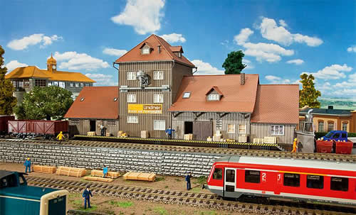 Faller 130188 HO Scale Pallet Factory -- Weathered Kit - 15-7/8 x 5-1/2 x 7-1/4" 40.4 x 14 x 18.5cm