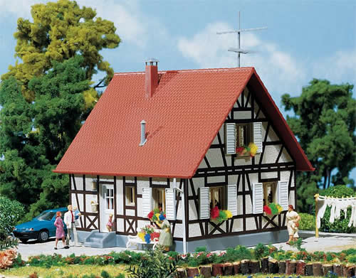 Faller 130222 HO Scale Half-Timbered House -- 3-3/4 x 3-1/2" 9.3 x 8.5cm