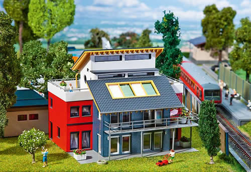 Faller 130322 HO Scale Architect House -- Kit - 6-1/4 x 5-3/8 x 5" 15.8 x 13.6 x 12.6cm