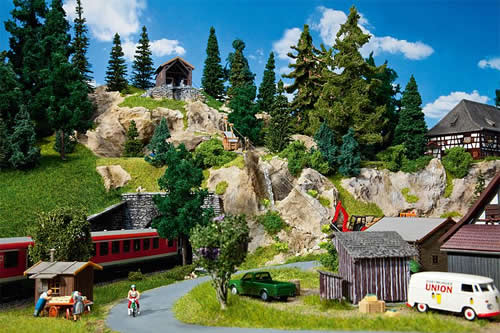 Faller 130323 HO Scale Motorized Material Cableway -- Kit