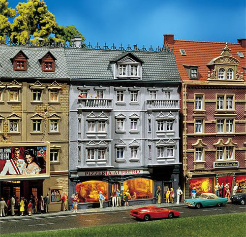 Faller 130446 HO Scale Pizzeria Alfredo Townhouse - Painted/Weathered Model -- 5-11/16 x 4-13/16 x 8-1/16" 14.5 x 12.5 x 20cm