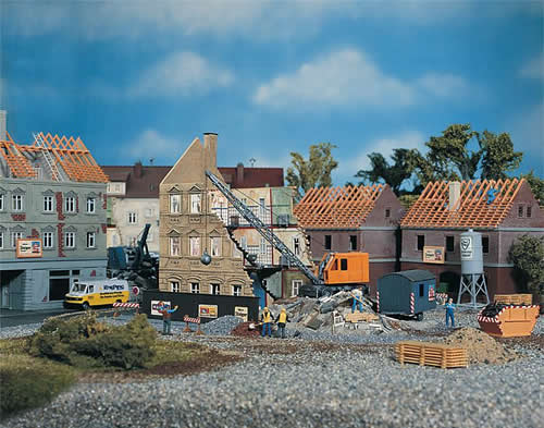 Faller 130466 HO Scale Townhouse Under Demolition w/Excavator - Painted/Weathered Model - Kit -- 8-1/2 x 4-1/2 x 6" 21.5 x 11.5 x 15.2cm