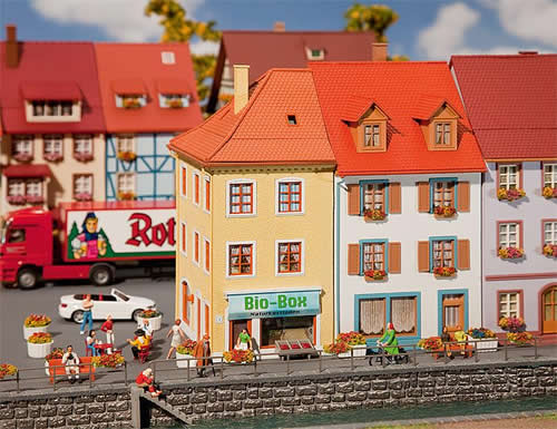 Faller 130496 HO Scale Two Village Houses - Kit -- 3-5/8 x 2-5/8 x 5-1/4" 9.1 x 6.8 x 13.4cm, 11.2 x 7.5 x 14.5cm