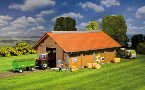 Faller 130522 HO Scale Stable - Kit -- 10-3/8 x 5-3/4 x 3-5/8" 26.5 x 14.6 x 9.3cm