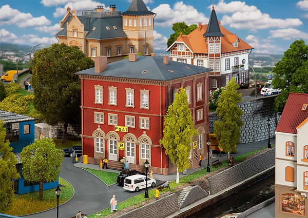 Faller 130618 HO Scale Brick Post Office -- Kit - 7-1/2 x 7-11/16 x 8-1/2" 19 x 19.5 x 21.5cm