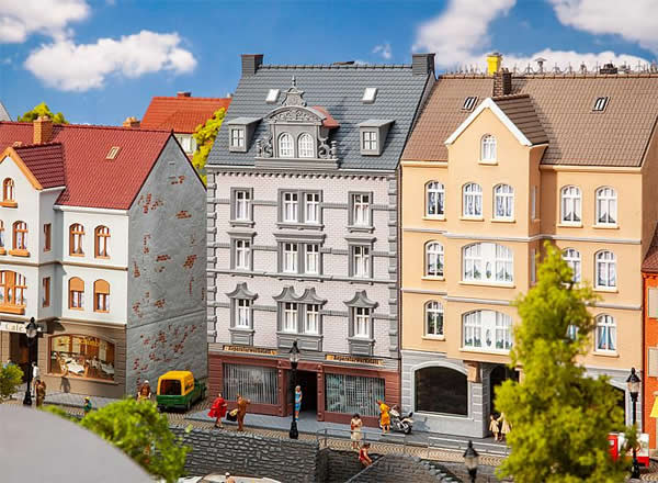 Faller 130705 HO Scale Townhouse with Repair Shop -- Kit - 5 x 7-3/16 x 8-3/16" 12.5 x 18.3 x 20.8cm