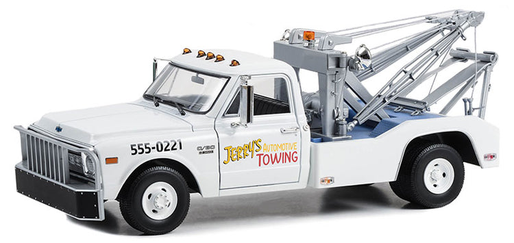 Greenlight 13683 1/18 Scale Jerry's Towing - 1969 Chevrolet C-30 Dually Wrecker