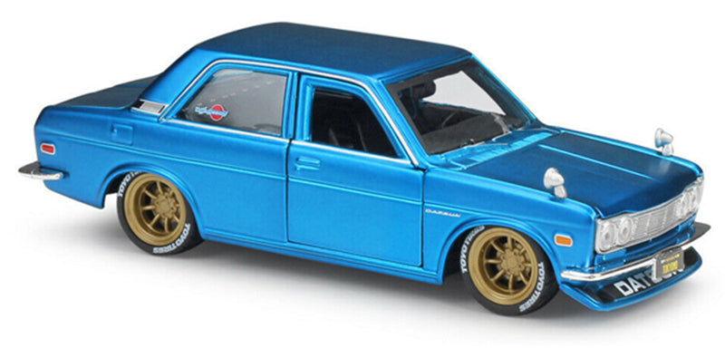 Maisto 32527BL 1/24 Scale 1971 Datsun 510