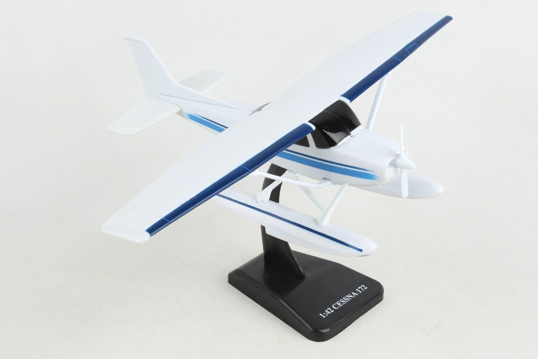 Daron NR20653 Sky Kids Cessna C172 Skyhawk W/Floats