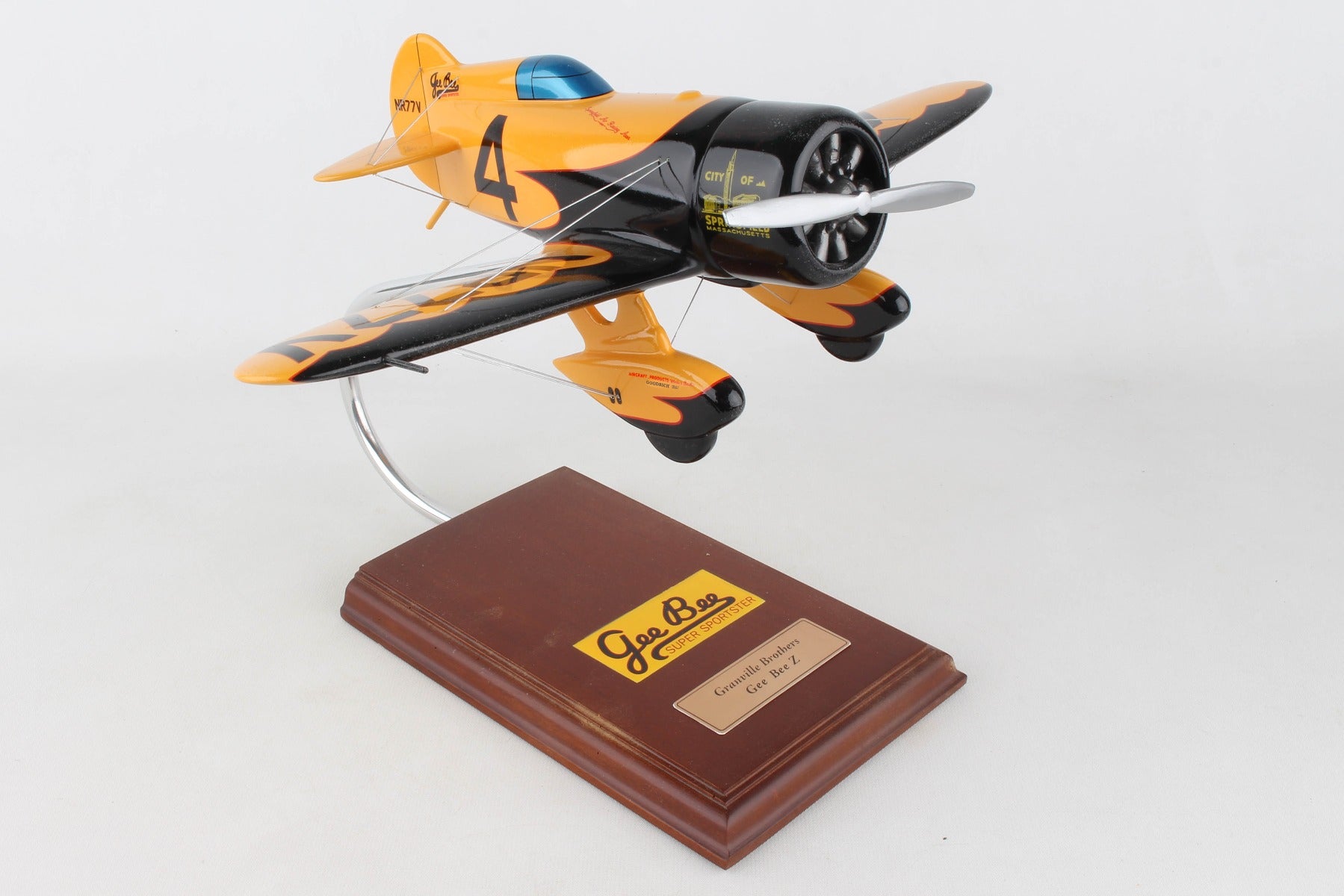 Executive Series ESAG007 Exec Ser Gee Bee -Z- 1/20 (Kgbzte)