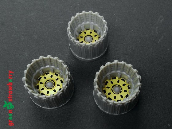 Green Strawberry 917 1/32 Battlestar Galactica Colonial Viper Mk II Nozzles for MOE (Photo-Etch & Resin)