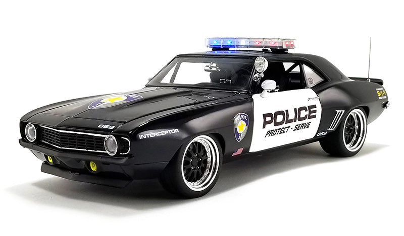 Gmp 18935 1/18 Scale Street Fighter Police Interceptor