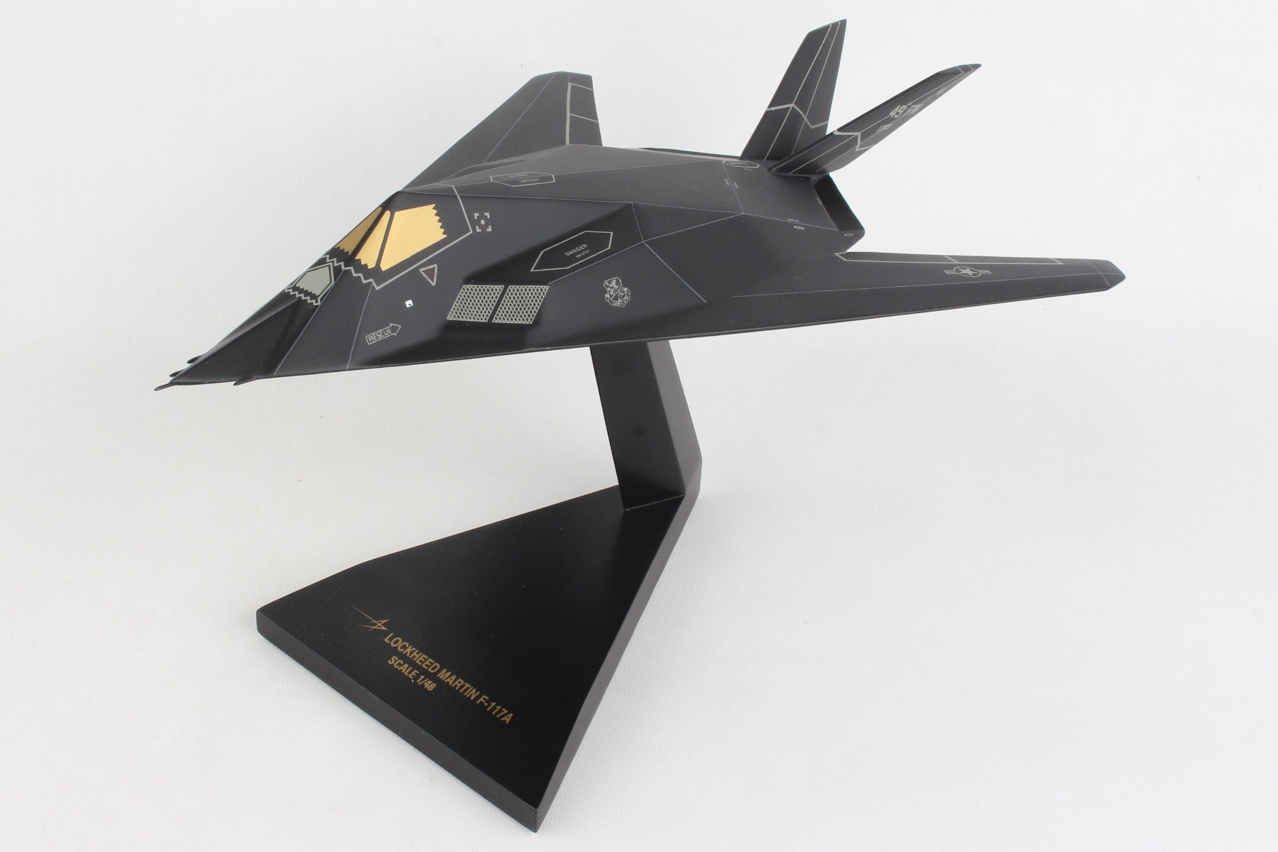 Executive Series B5548 Exec Ser F-117A Blackjet 1/48 (Cf117Tr)