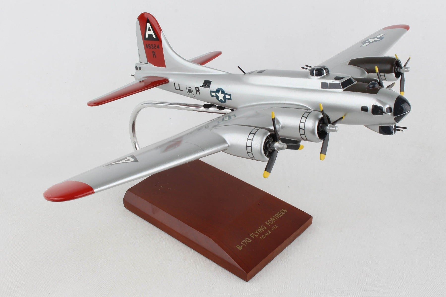 Executive Series A1372 Exec Ser B-17G Fortress Silver 1/72 Blood And Guts (Ab17St)