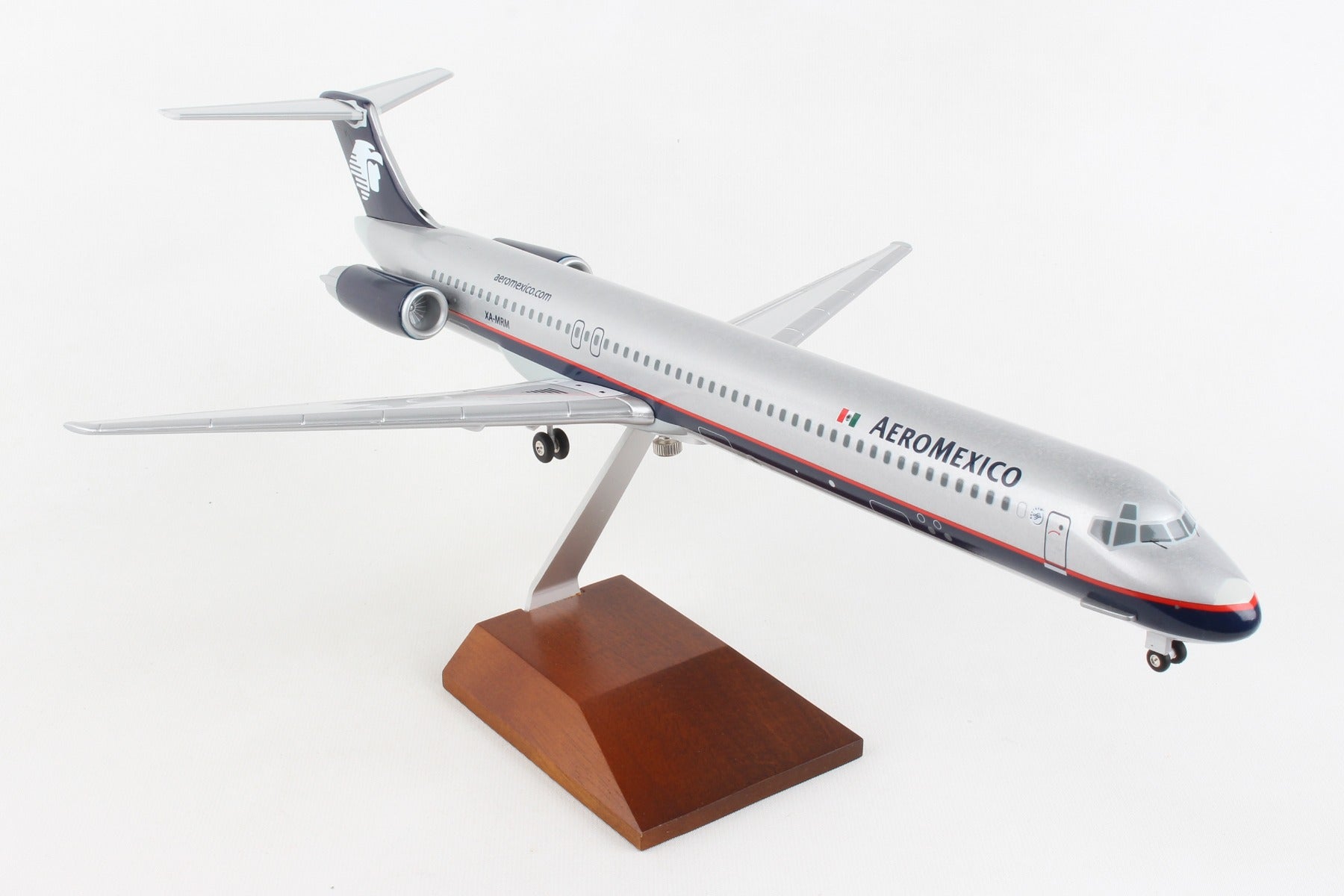 Skymarks Supreme SKR8603 Skymarks Aeromexico Md-80 1/100 W/Wood Stand & Gear