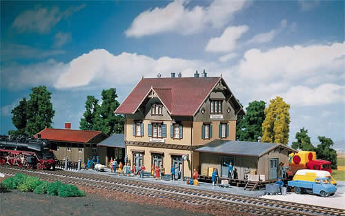 Faller 212107 N Scale Guglingen Rural Station -- 6-1/2 x 3" 16.5 x 7.8cm