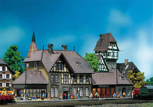 Faller 212111 N Scale Schwarzburg Station -- 12-13/32 x 4-1/4 x 4-13/16" 31 x 10.7 x 12cm