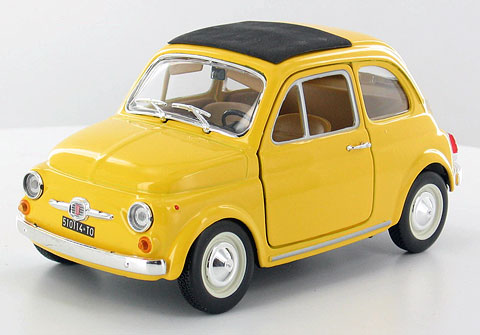 Bburago 22098Y 1/24 Scale 1965 Fiat 500