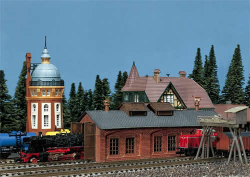 Faller 222141 N Scale Oldtimer Engine Shed - Weathered Model -- 7 x 2-1/16 x 2-1/2"  17.5 x 5.2 x 6.2cm