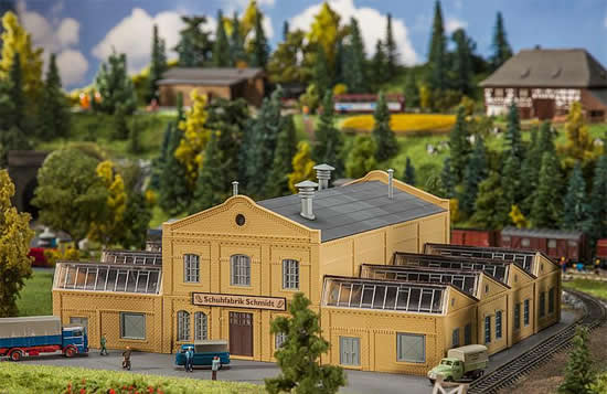 Faller 222220 N Scale Schmidt Shoe Factory -- Kit - 7-1/4 x 9 x 3-9/16" 18.4 x 22.9 x 9cm